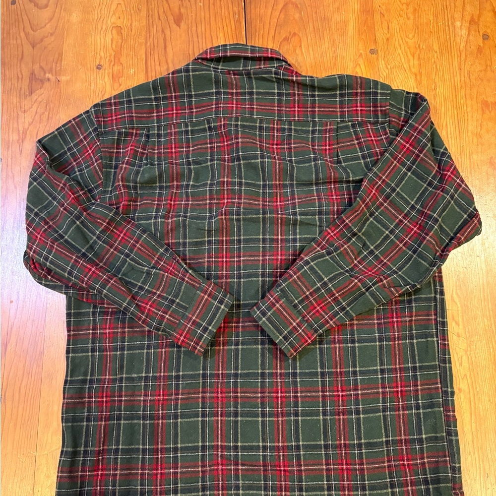Pendleton Shirt Mens Large Green Virgin Wool Plaid Button Up Outdoorsman - Picture 8 of 8